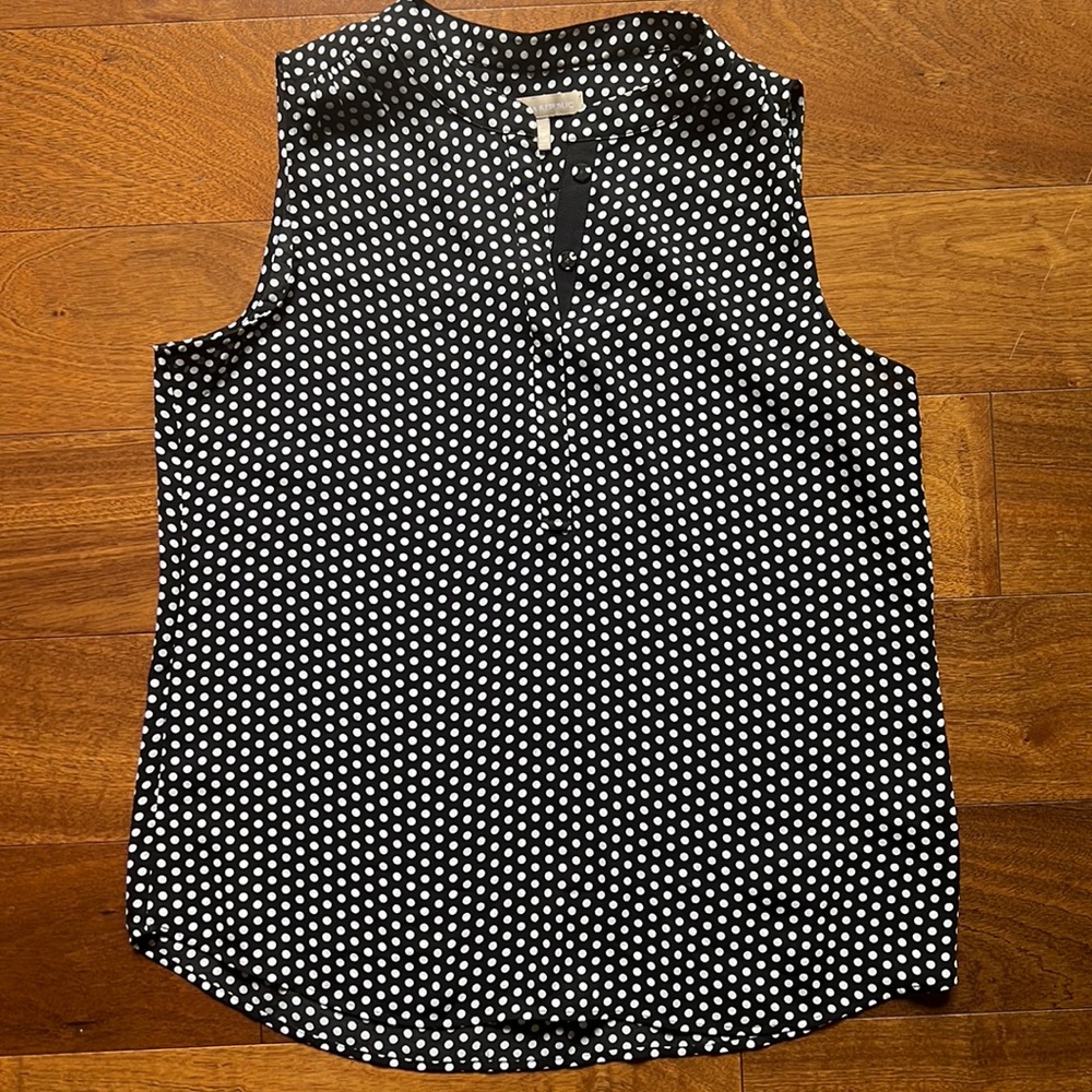 Banana Republic-Sleeveless Polka Dot Blouse